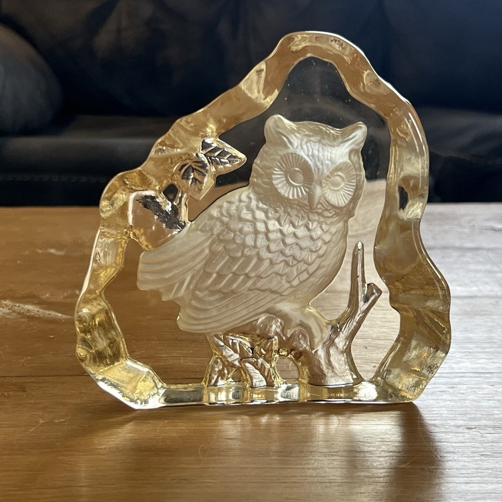Vintage Owl Paperweight Figurine Amber Clear Glass Lucite Style Desk Decor MCM